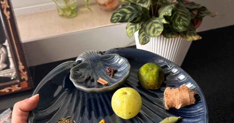 The “Glow & Melt” Anti-Inflammatory Ice Cubes: A Morning Ritual for Glowy Skin, Gut Health & Sustainable Weight Loss